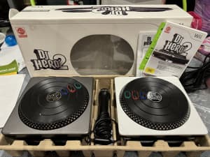 DJ Hero 2 Party Bundle