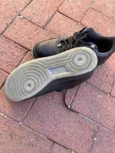 Nike Air Force 1 07 LV8 3SP20 sneakers in black