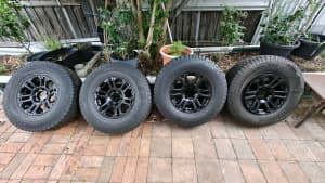 4x4 Alloy wheels 6 stud with hankook dynapro AT2 tyres 