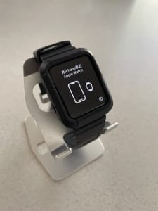 Apple Watch Series 3 42mm Space Grey aluminium case