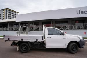 2016 Toyota Hilux TGN121R Workmate 4x2 Glacier White 5 Speed Manual Cab Chassis