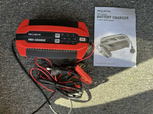 Projecta Car Battery Charger