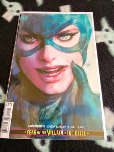 Catwoman #13 - Artgerm variant comic