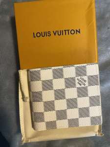 Lady’s Louis Vuitton wallet
