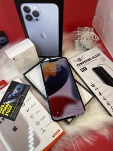 Iphone 13 PRO MAX 128gb PERFECT as NEW/EXTRA ACCESSORIES/Apple Warrant