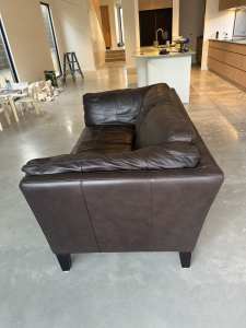Leather couch from nick scali 
