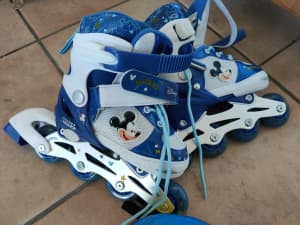 Kid roller skates 2 pairs micky mouse