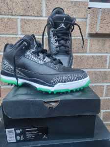 Nike Jordan 3 golf shoes