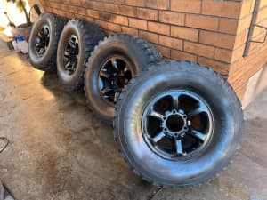 Mudstar 32 Inch Tyres on Black 6 Stud Alloy Rims *Delivery*