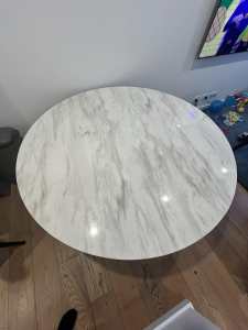 Nick Scali dining table