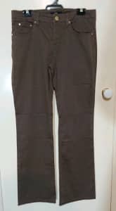 HUGO BOSS Label Brown Jean style pants 
