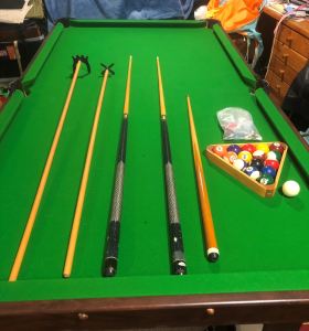 POOL TABLE WITH VINYL COVER AND ALL ACCESSORIES