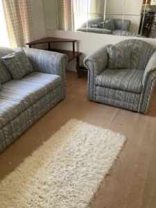 Sofa lounge and 2 matching armchairs