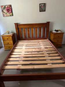 Solid Timber Bed Frame for Bouble Bed Mattress