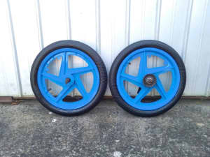 BMX bicycle blue 5 spoke wheels & tyres vg