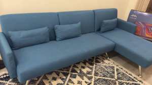 3 Seater Sofa Bed .. **CASH ONLY **