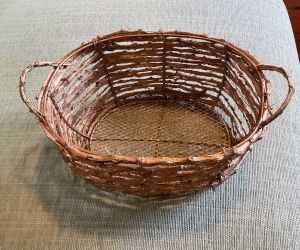 CANE GLITTER BASKET WITH HANDLES