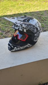 Kids Motocross helmet and goggles 