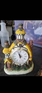 Vintage mantle clock thatched roof cottage early 90s. Park Lane? 