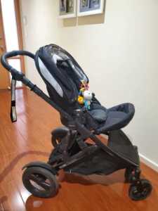 As New Britax Stroller Strider Compact With Bassinet