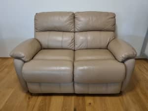 2 & 3 Seater Leather Lounge