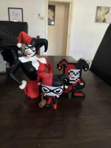 Harley Quinn figurines