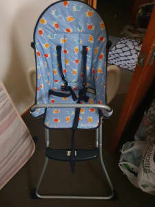 High chair,brand new bath,baby organiser