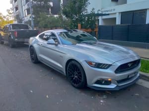 2017 Ford Mustang Fastback Gt 5.0 V8 6 Sp Automatic 2d Coupe