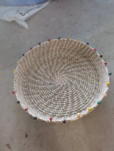 Big woven basket tray
