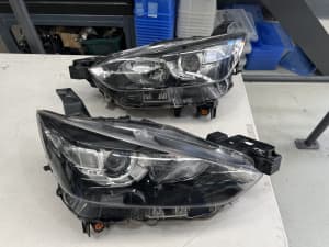2015 Mazda CX3 - LH Headlamp ONLY