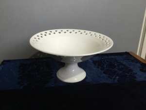 Maxwell & Williams White Footed Bowl, Boxed. New.