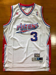 VTG 1997-98 Alternate Red Nike Detroit Pistons Grant Hill Jersey Authentic  Sewn