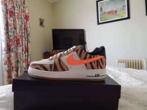 Nike Air Force 1 Premium mens shoes, size 8 US, Brand new in box