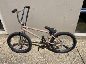 Colony BMX bike -as new