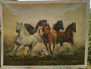 Large painted canvas print of wild horses, perfect conditon