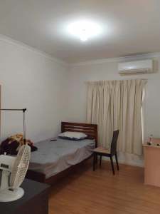 Footscray Houseshare - one room available