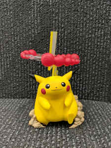 Pokemon 25th Celebrations Pikachu VMAX Statue HL9792