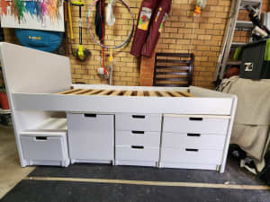 Single bed with storage 