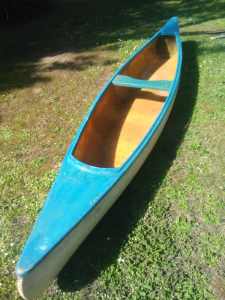 Fibreglass canoe 