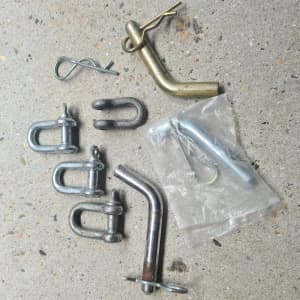 Hitch Pins and D Shackles - A Set of 3