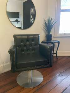 Hairdressing g chairs