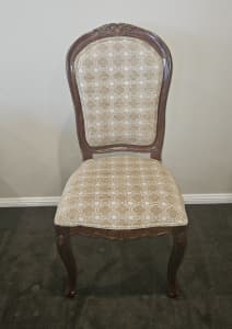 Dining chairs 