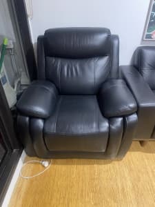 Used electric chair 7 year warranty