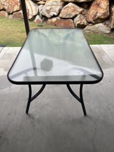 Glass outdoor table 6 seater 