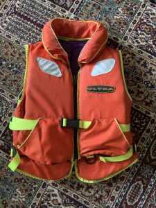 Life jacket - life vest - 40 to 60 kg