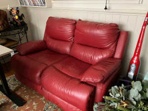 FREE - 2 and 1 Seater Electric Lazy Boy Suite