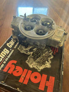 Holley dominator 1050 carb