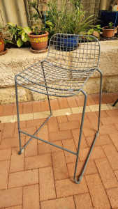 2 outdoor bar stools 70cm
