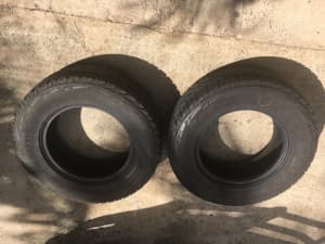 Bridgestone tyres 235/70 x 16