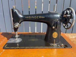 Antique Singer Sowing machine and table